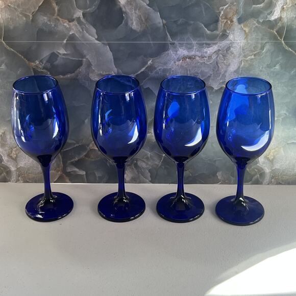 Hand blown Stemmed Wine Glasses Set of 4 Cobalt Blue 8.5" Tall - Picture 1 of 6